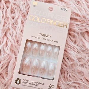 Gold Finger Trendy Press-On Nail Set – Style GD09 – Long Square -NIB